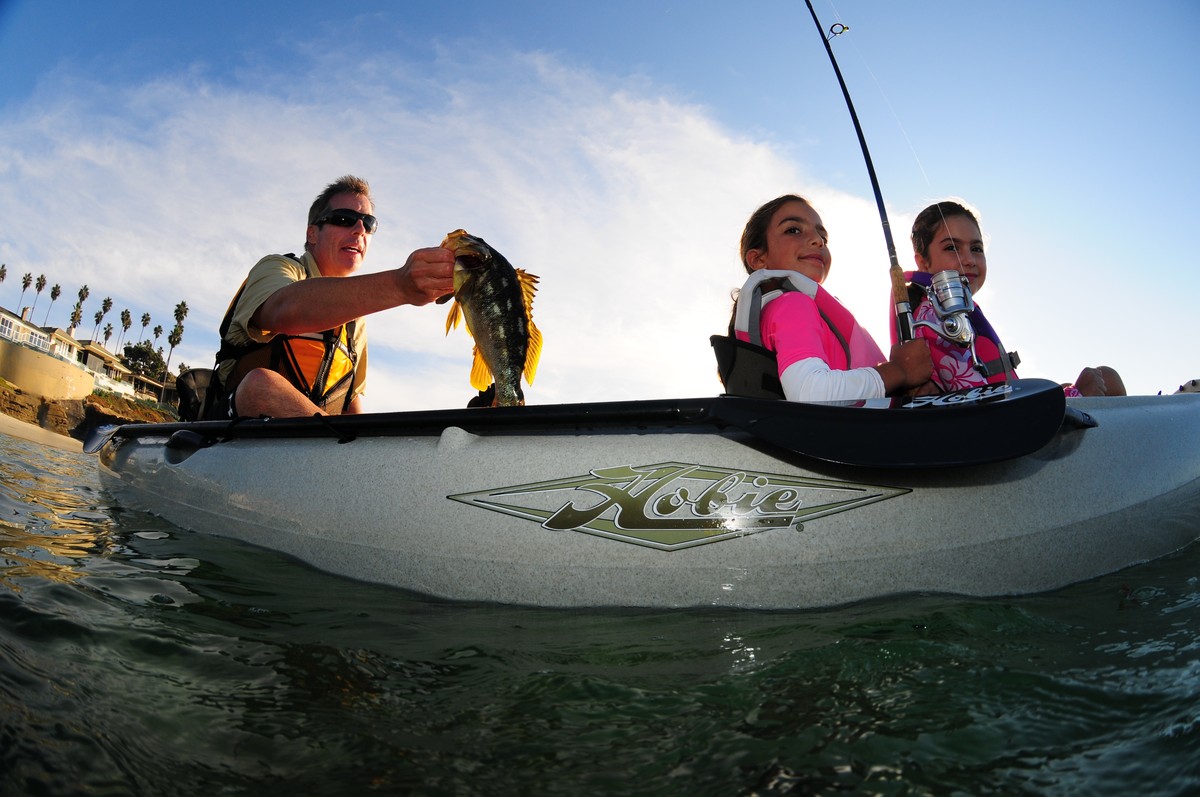 Took my buddy (left) fishing in the ocean for his first time. I think he  might be buying a kayak soon... : kayakfishing